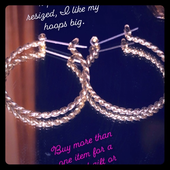 14k gold twistedgorgeous classy hoops any occasion - Picture 2 of 4